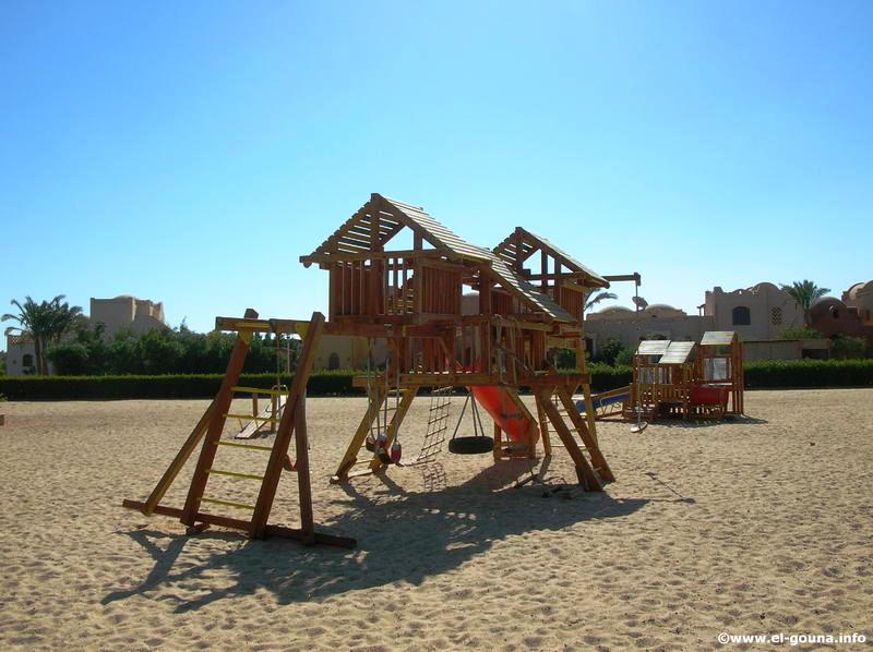 Kinderspielplatz / Childrens Play Ground 5336