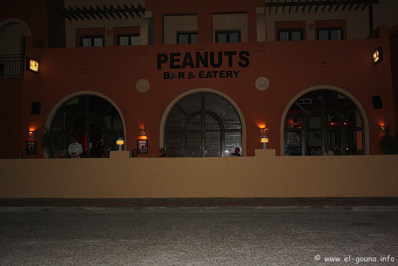 Peanuts Bar 1715
