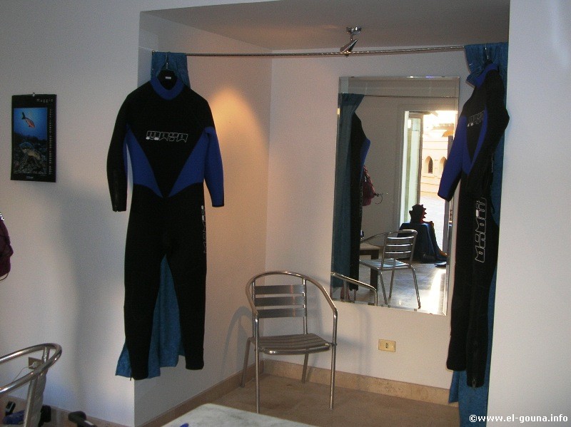 Dive Store 4165